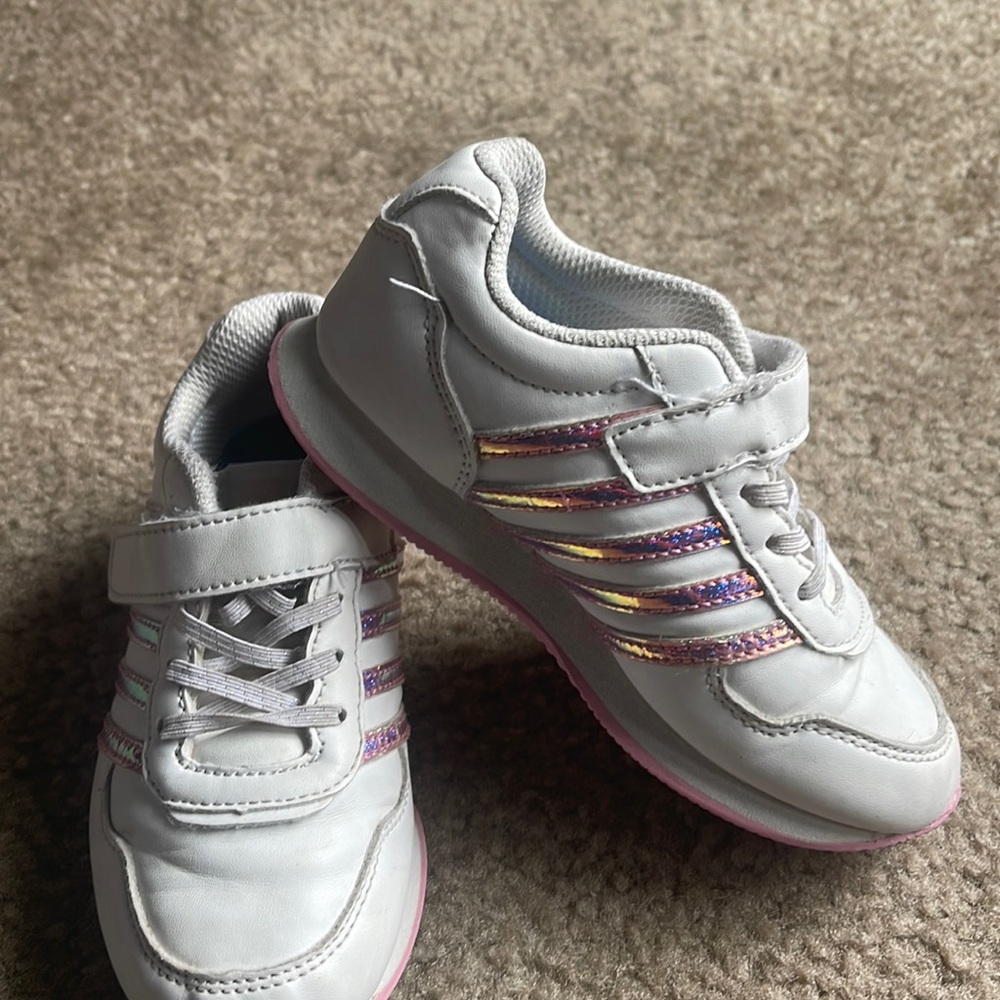 Toddler girl sneakers